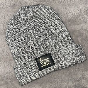 Love Your Melon beanie - Excellent condition